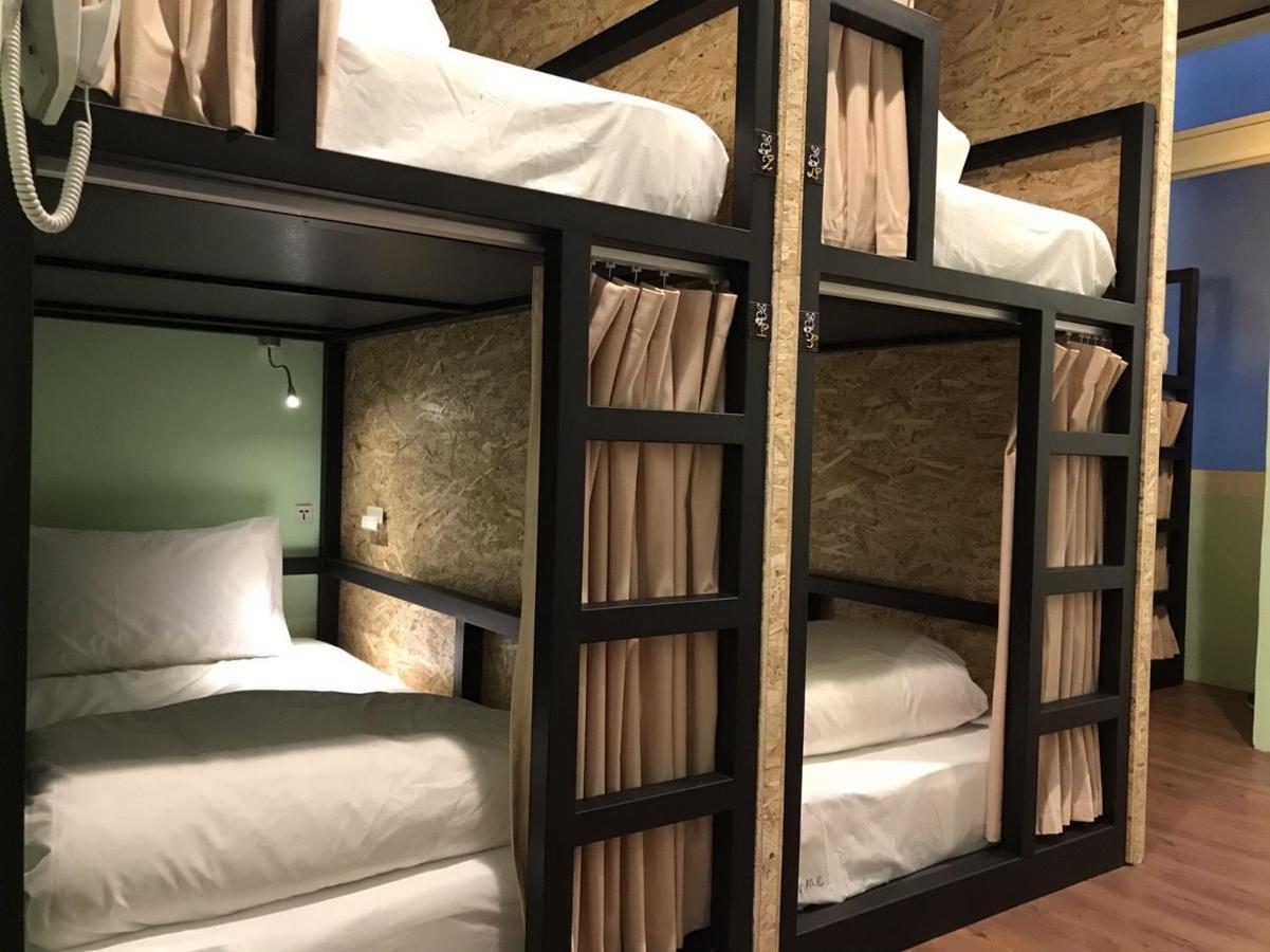 Tourist Bunny Hostel Tamsui Luaran gambar